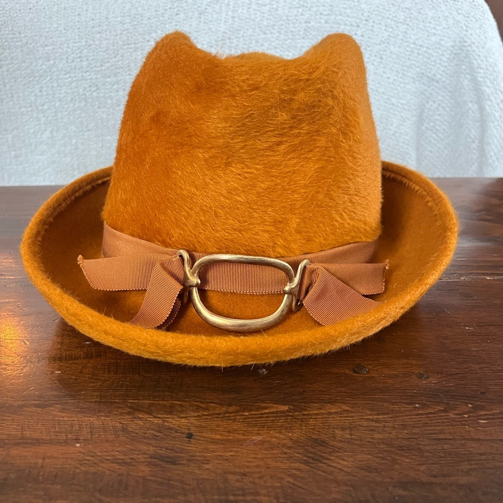 La Vienne stylish orange fedora hat with ribbon & brass  detail Austria/USA